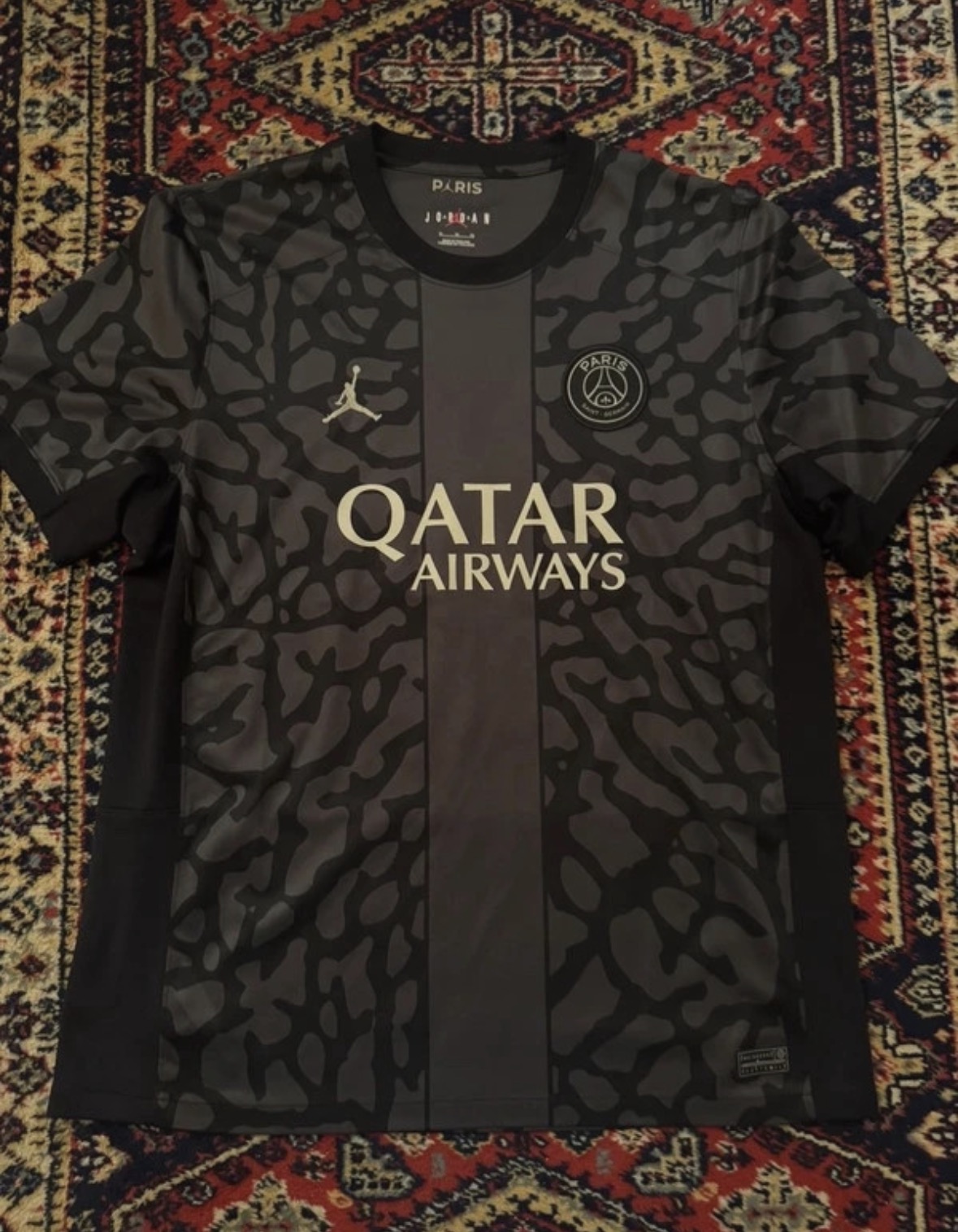 Maillot de football Paris Saint-Germain Noir et Gris
